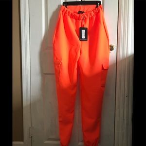 *PrettyLittleThing Shape Neon OJ Utility Joggers*